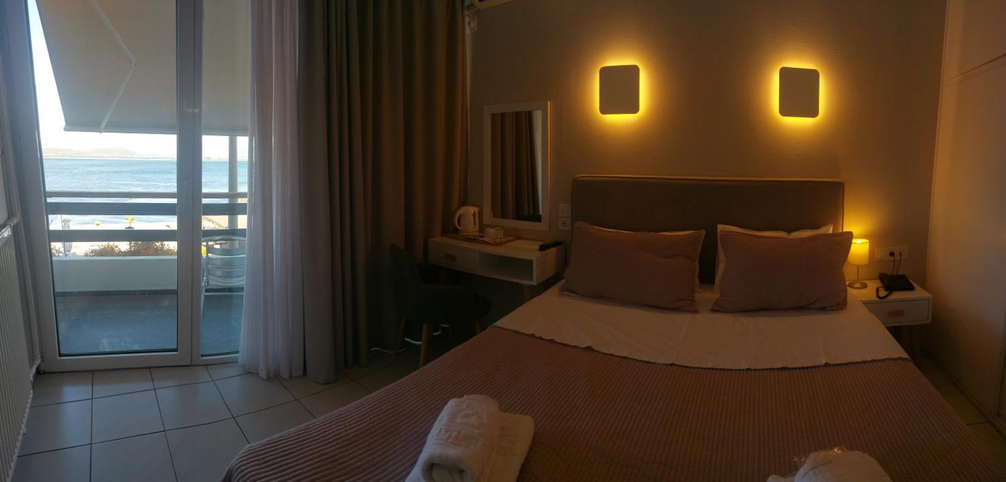 Hotel Avra Превеза Экстерьер фото