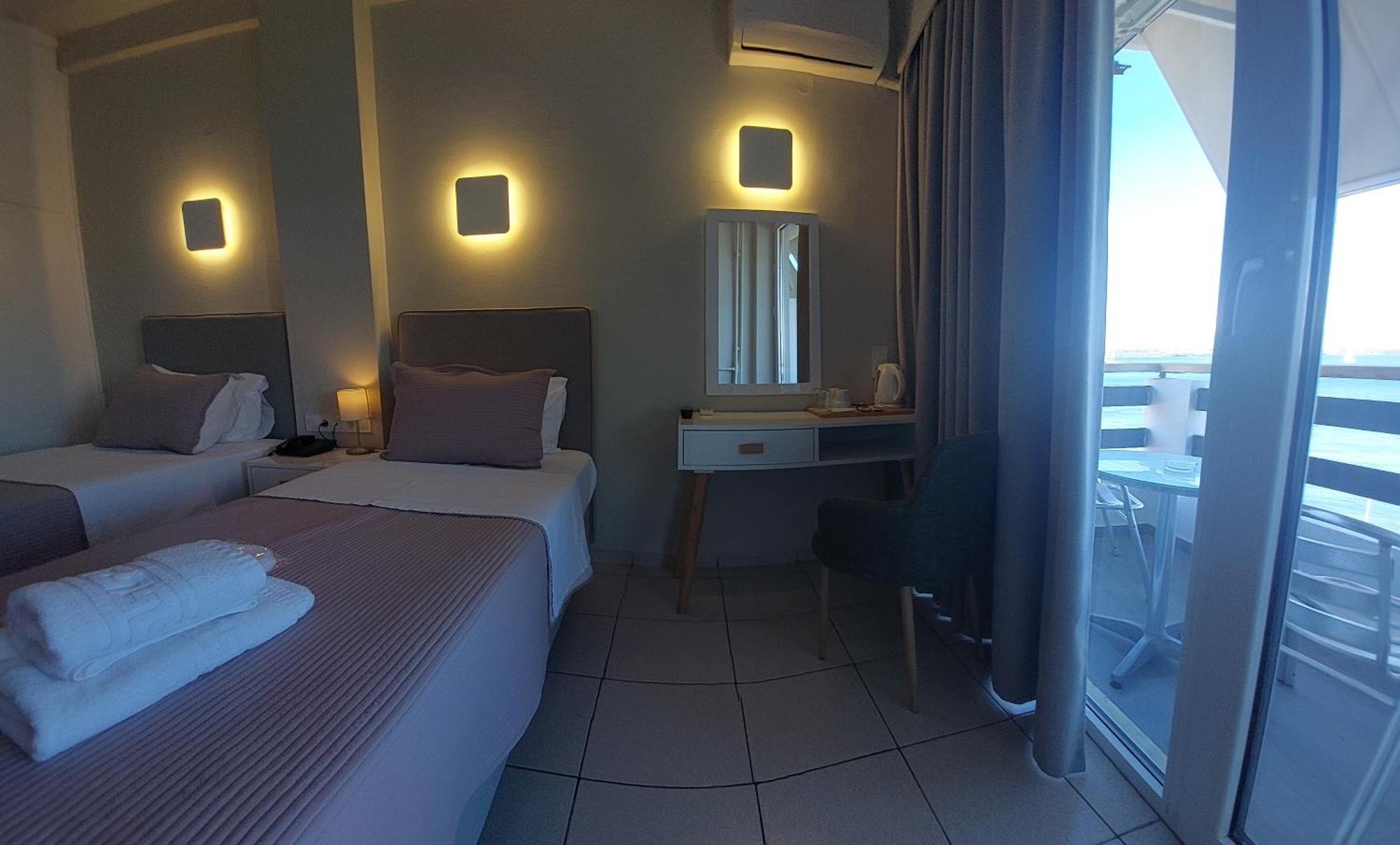 Hotel Avra Превеза Экстерьер фото