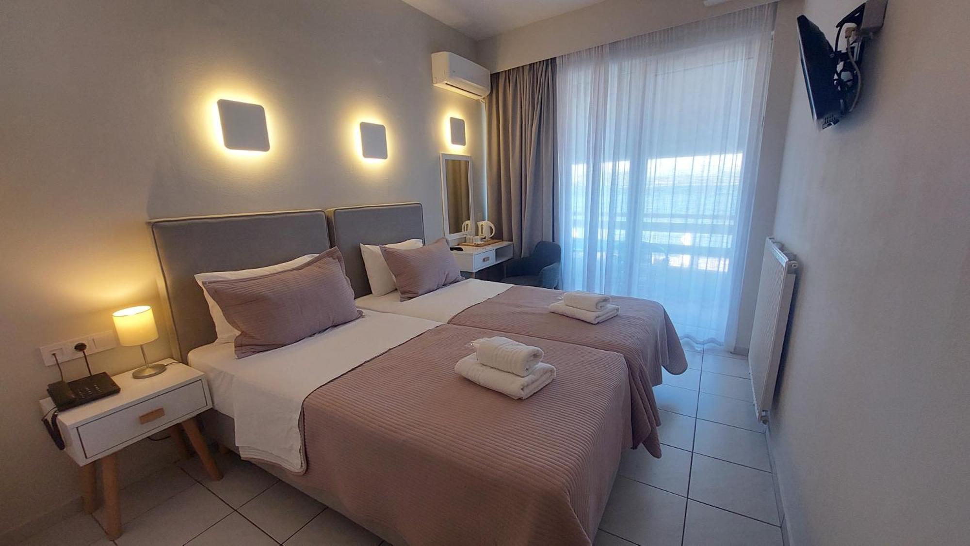 Hotel Avra Превеза Экстерьер фото